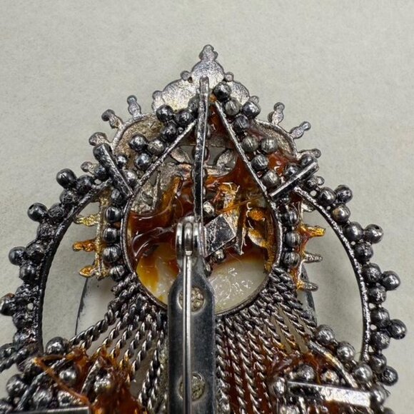 Vintage Retro Flapper Face Brooch Hand-Painted Lady Pin Art Deco Style - Picture 6 of 10